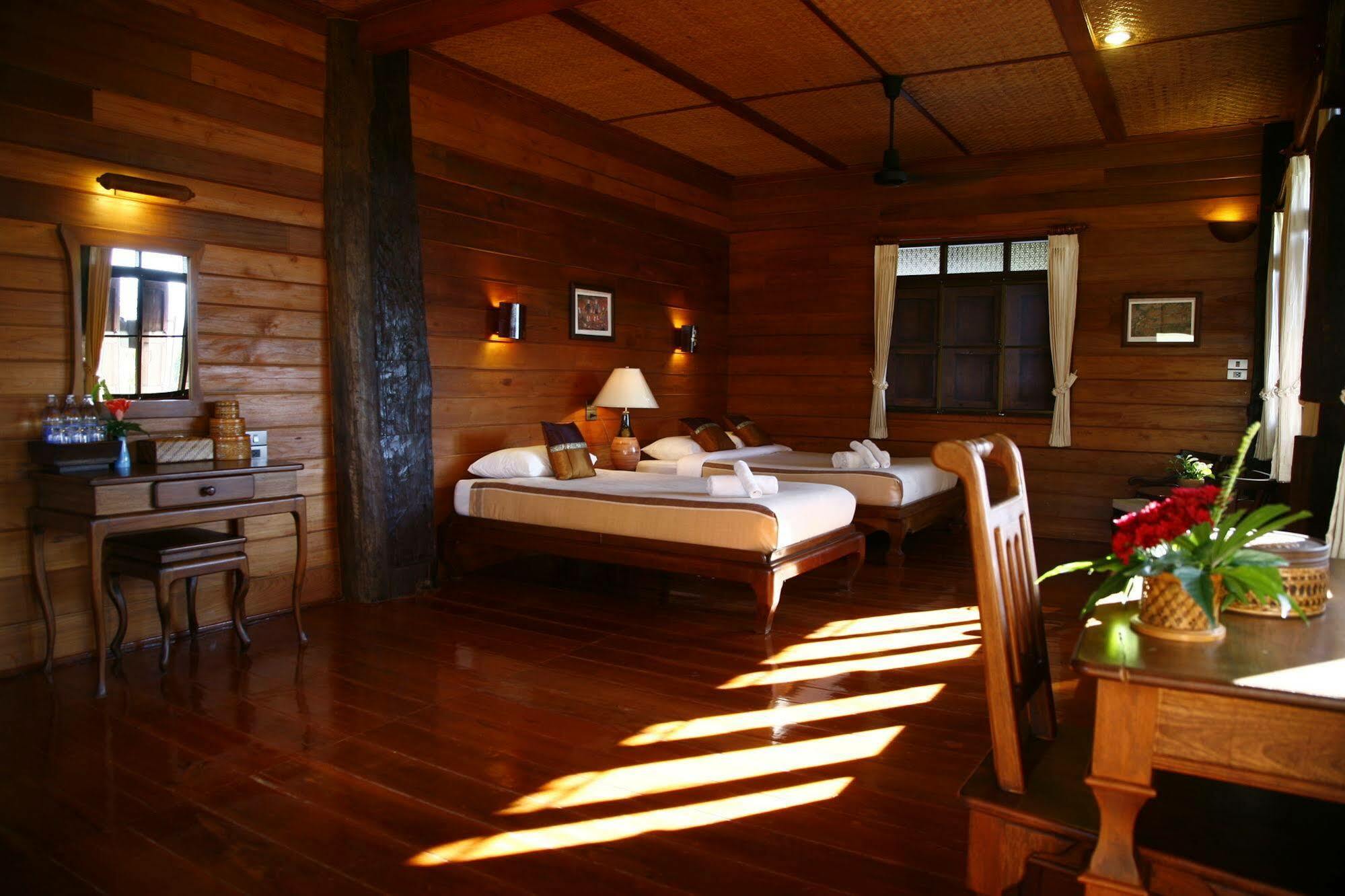 Khum Lanna Hotel Phrao Exterior foto